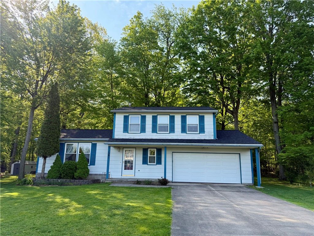 1391 Brookedge Drive, Hamlin, NY 14464
