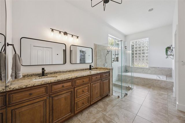 814 GROVESMERE LOOP, Ocoee, FL 34761