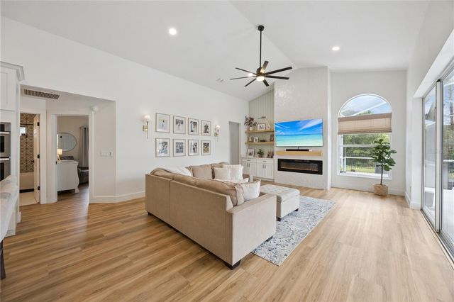 814 GROVESMERE LOOP, Ocoee, FL 34761