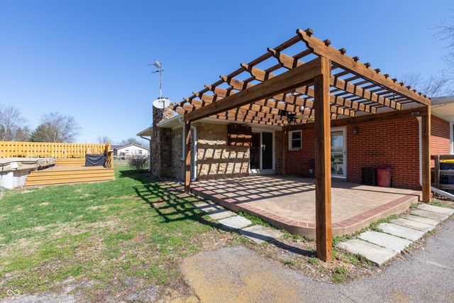 5150 Hickory Road, Indianapolis, IN 46239