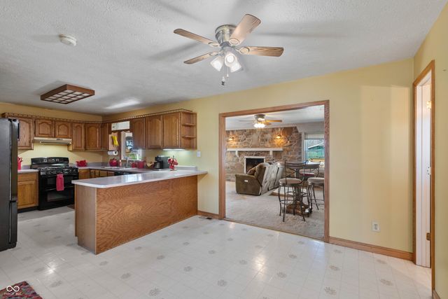 5150 Hickory Road, Indianapolis, IN 46239