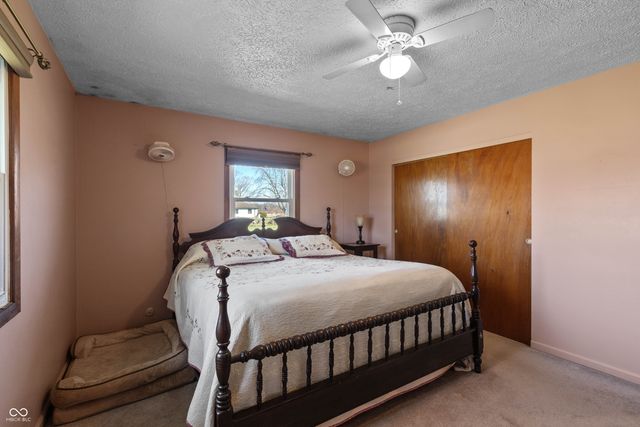 5150 Hickory Road, Indianapolis, IN 46239