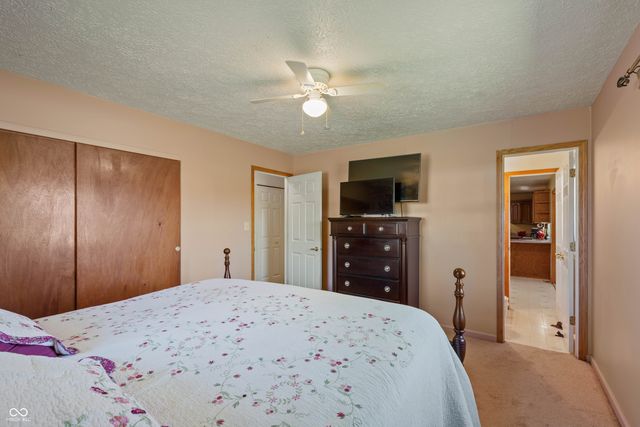 5150 Hickory Road, Indianapolis, IN 46239