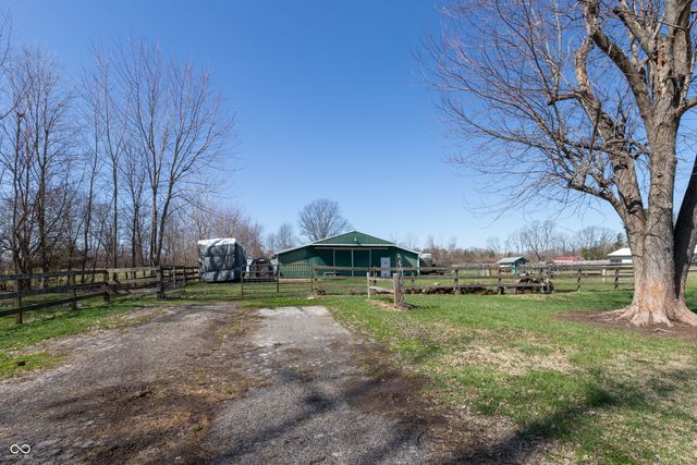 5150 Hickory Road, Indianapolis, IN 46239