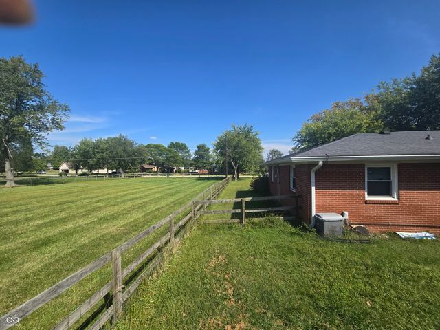 5150 Hickory Road, Indianapolis, IN 46239