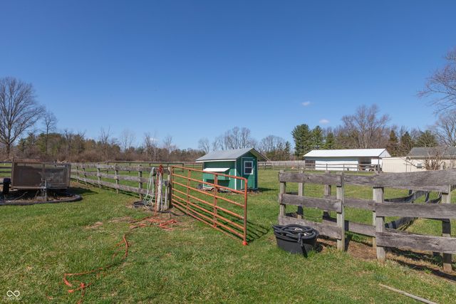 5150 Hickory Road, Indianapolis, IN 46239