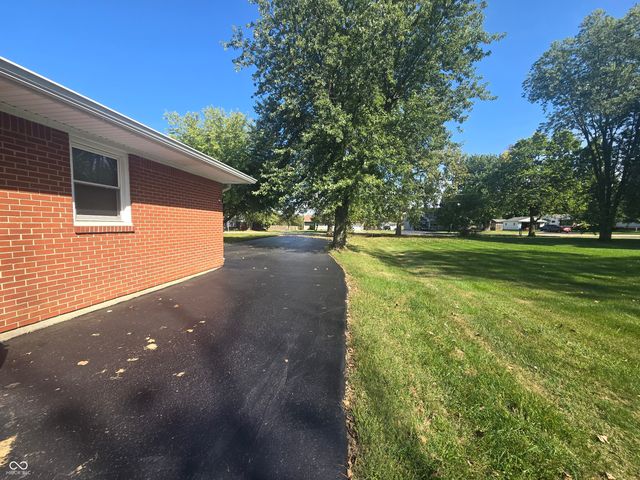 5150 Hickory Road, Indianapolis, IN 46239