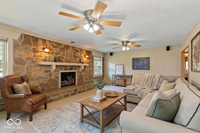 5150 Hickory Road, Indianapolis, IN 46239