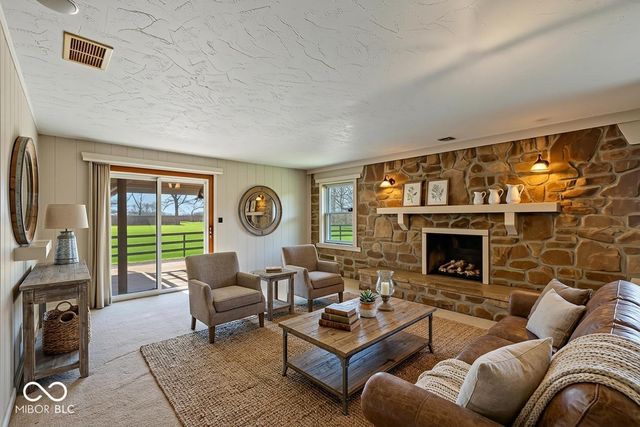 5150 Hickory Road, Indianapolis, IN 46239