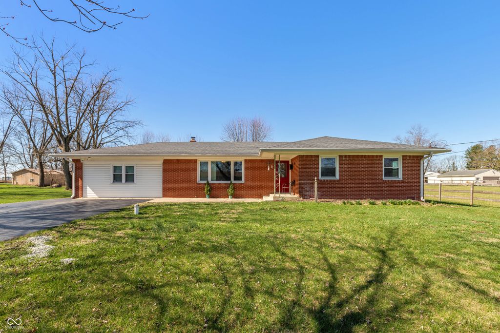 5150 Hickory Road, Indianapolis, IN 46239