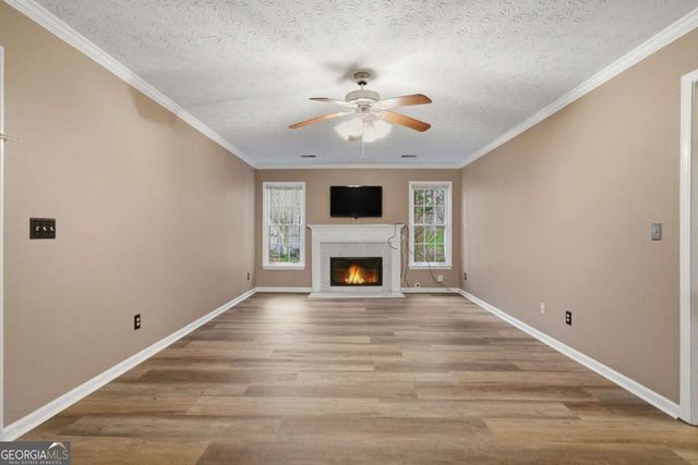 1543 Glencrest Trail, Lawrenceville, GA 30043