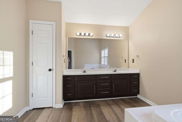 1543 Glencrest Trail, Lawrenceville, GA 30043