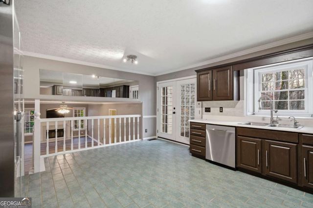 1543 Glencrest Trail, Lawrenceville, GA 30043
