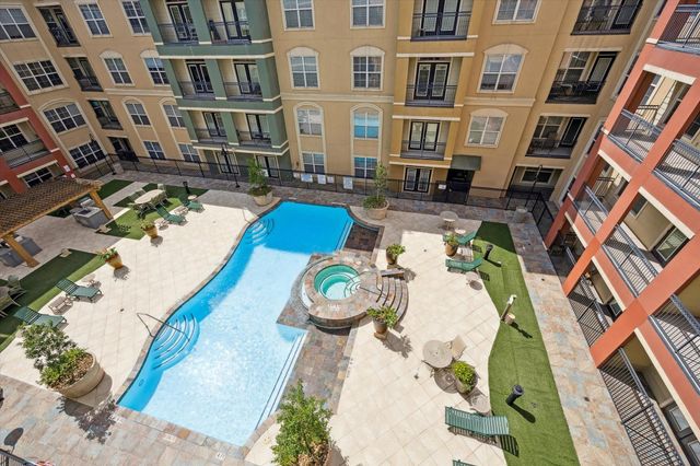 1711 Old Spanish Trail 440, Houston, TX 77054