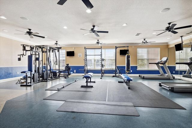 1711 Old Spanish Trail 440, Houston, TX 77054