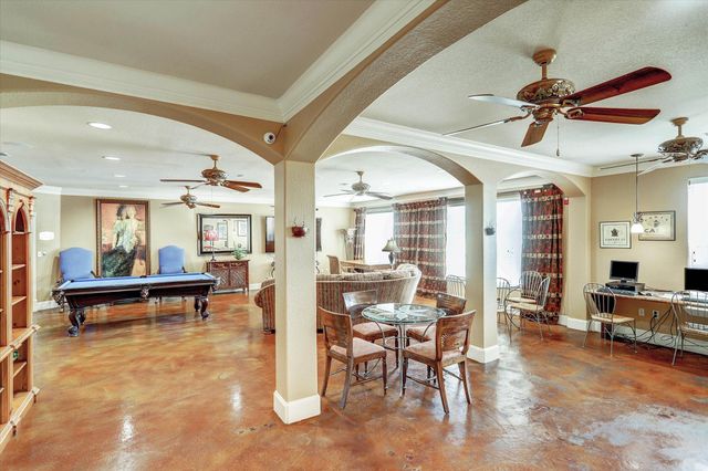 1711 Old Spanish Trail 440, Houston, TX 77054