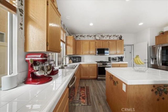 23825 Matador Way, Murrieta, CA 92562