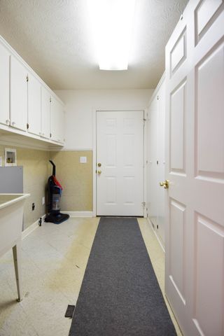 134 Stonehouse Dr, Gallatin, TN 37066