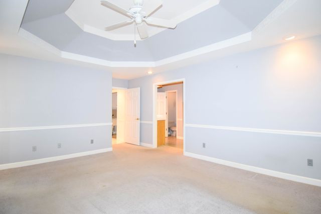 134 Stonehouse Dr, Gallatin, TN 37066