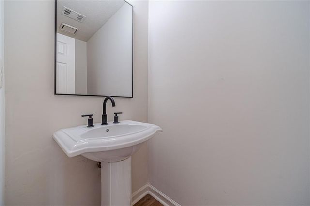 1692 Paces Vale Court, Lawrenceville, GA 30043