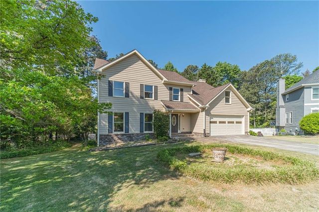 1692 Paces Vale Court, Lawrenceville, GA 30043