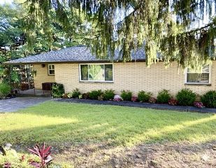 16 Devils Den Rd, Hanover Twp, PA 15021