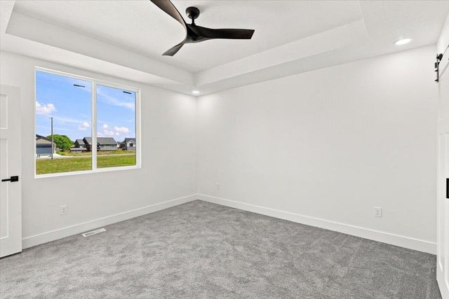 2904 E Sunnyslope St, Park City, KS 67219