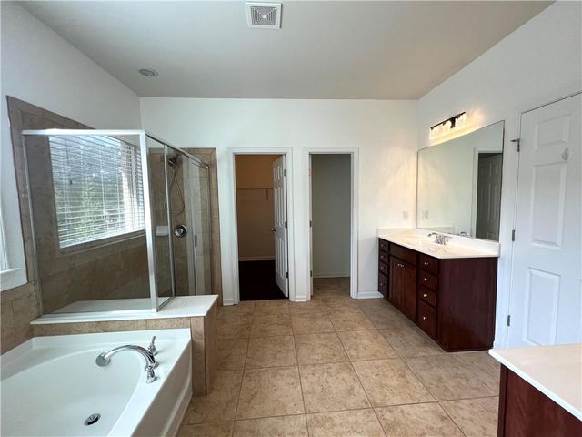 150 Barkley Lane, Sandy Springs, GA 30328