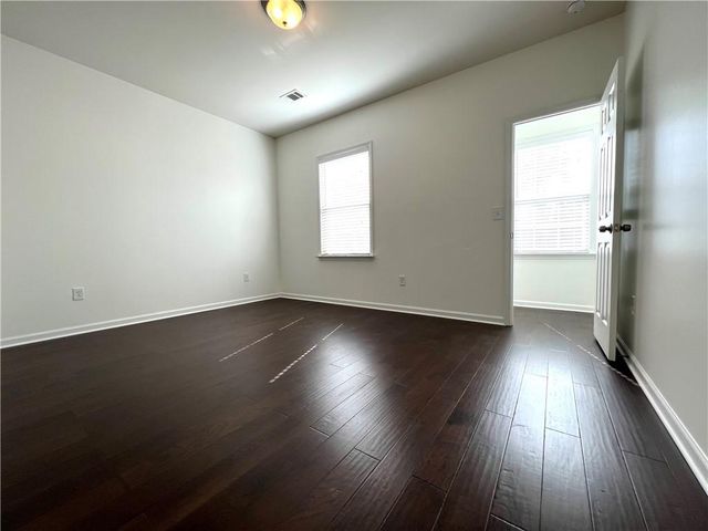 150 Barkley Lane, Sandy Springs, GA 30328