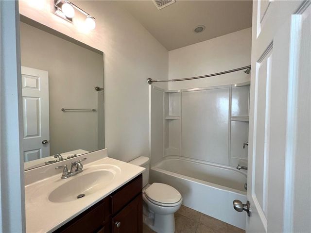 150 Barkley Lane, Sandy Springs, GA 30328