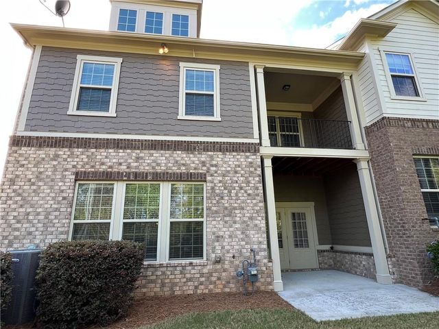 150 Barkley Lane, Sandy Springs, GA 30328