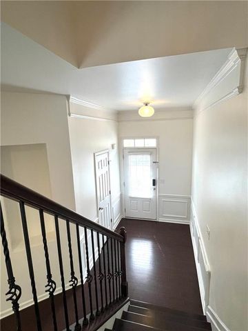 150 Barkley Lane, Sandy Springs, GA 30328