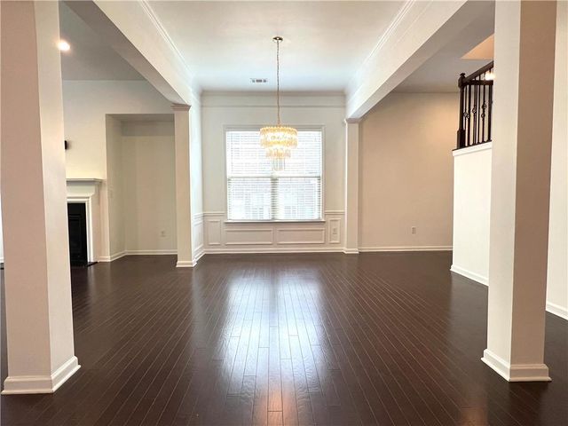 150 Barkley Lane, Sandy Springs, GA 30328