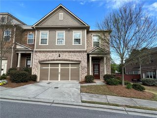 150 Barkley Lane, Sandy Springs, GA 30328