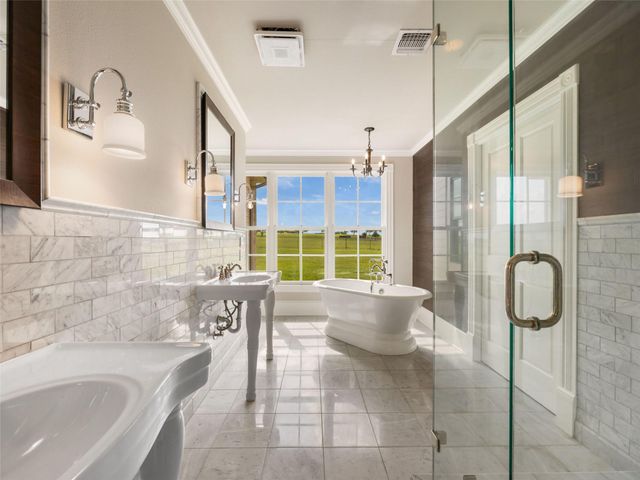 466 German LN, Fredericksburg, TX 78624