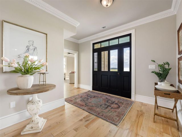 466 German LN, Fredericksburg, TX 78624