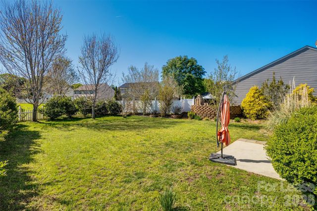 1612 Beleek Ridge Lane, Clover, SC 29710