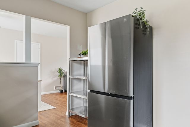 1422 LAKEWOOD Drive, Bettendorf, IA 52722