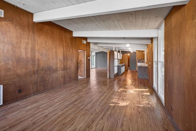 1936 Edgewood Drive, Palo Alto, CA 94303