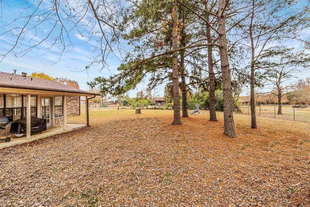 240 Huie Street, Clinton, AR 72031