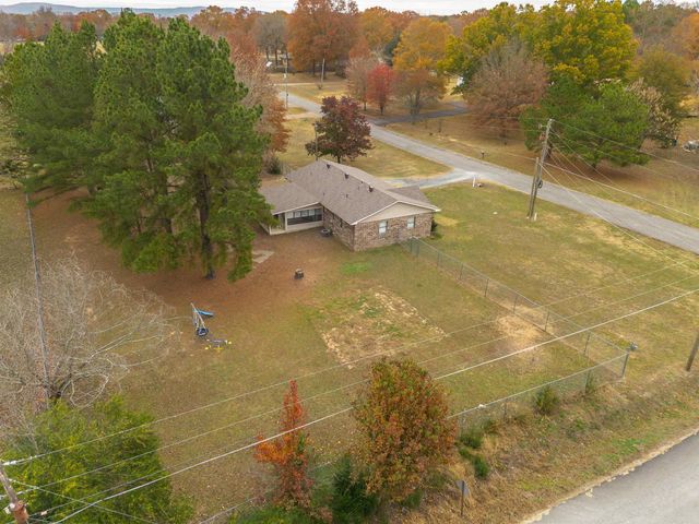 240 Huie Street, Clinton, AR 72031