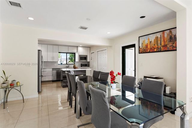 11335 NW 59th Ct, Hialeah, FL 33012