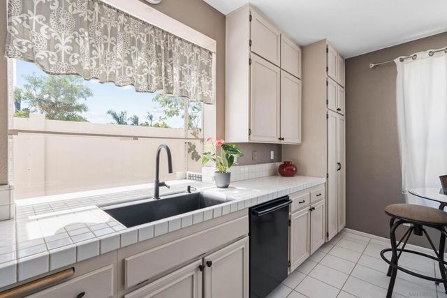 1593 Avenida Guillermo, Oceanside, CA 92056