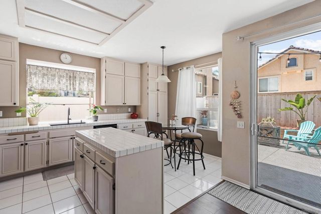 1593 Avenida Guillermo, Oceanside, CA 92056