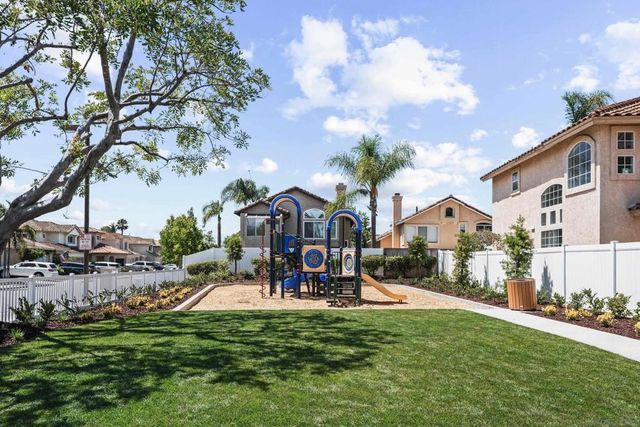 1593 Avenida Guillermo, Oceanside, CA 92056