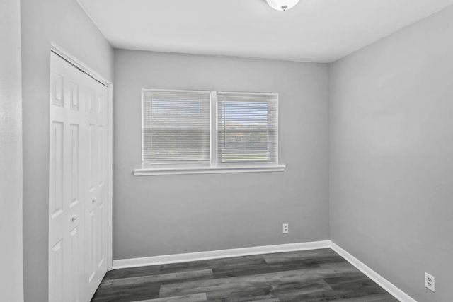 991 Tollview Avenue 5, Aurora, IL 60505