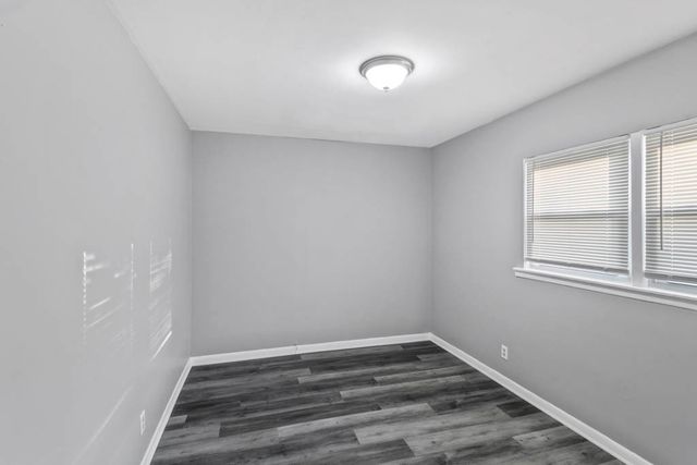 991 Tollview Avenue 5, Aurora, IL 60505