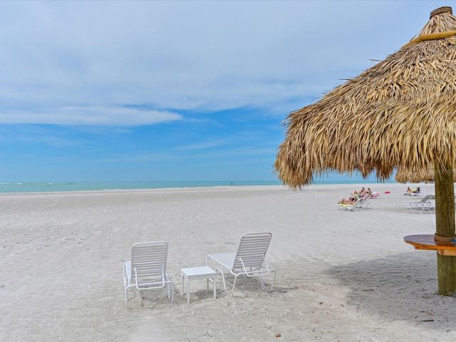 100 SANDS POINT ROAD 225, Longboat Key, FL 34228