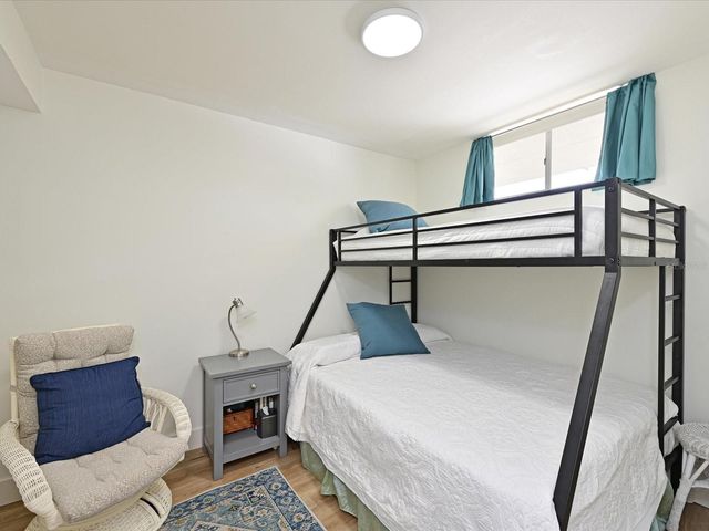 100 SANDS POINT ROAD 225, Longboat Key, FL 34228