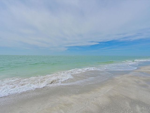 100 SANDS POINT ROAD 225, Longboat Key, FL 34228